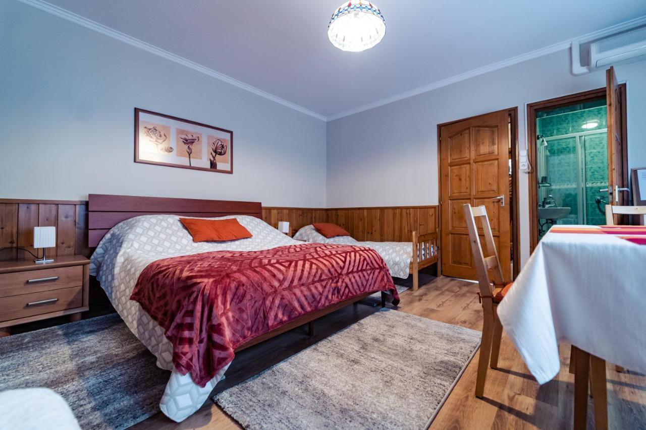 Estike Apartman Gyula Exteriér fotografie